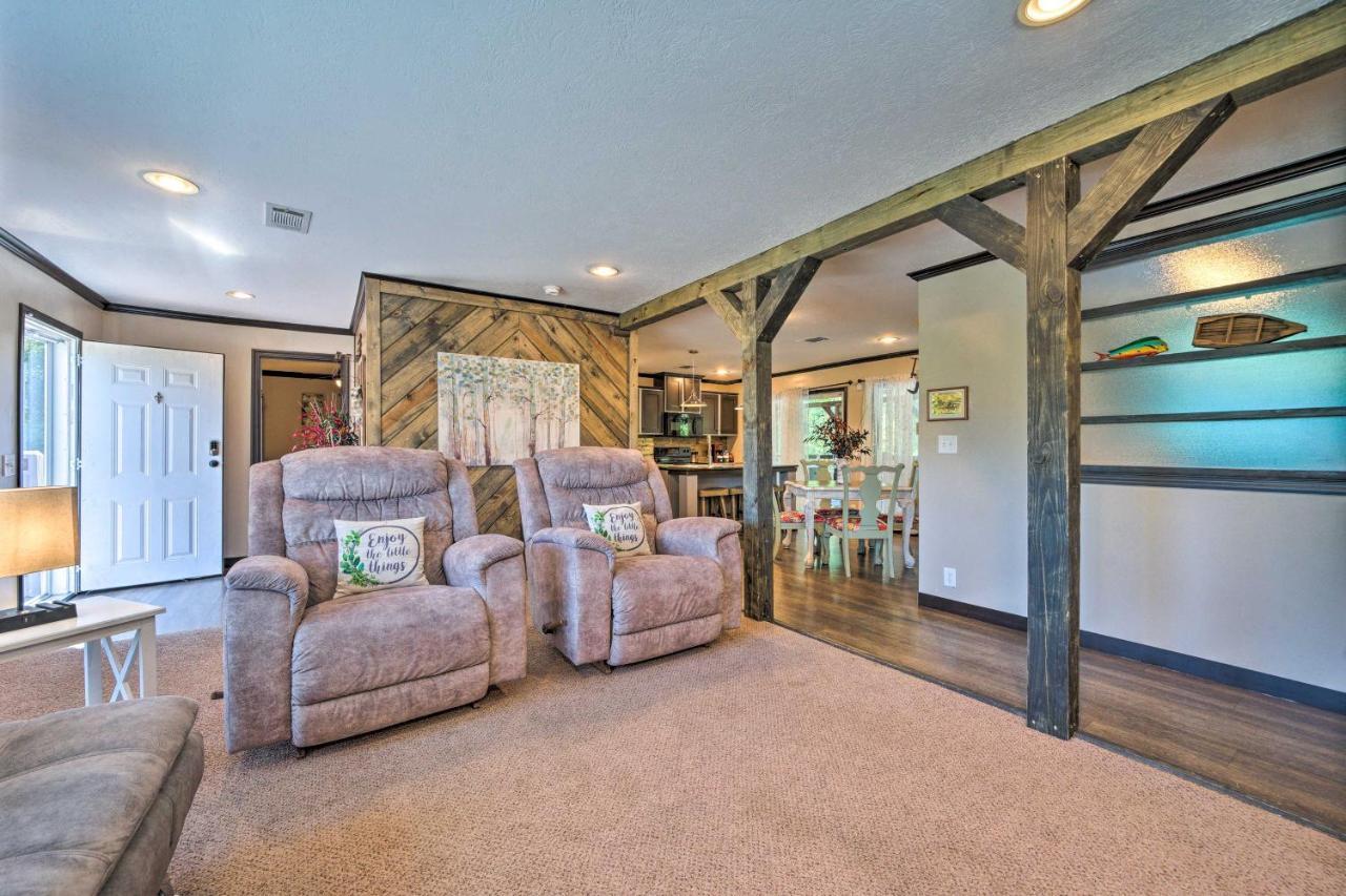 Pet-Friendly Home With Pool In Broken Bow! Exterior foto