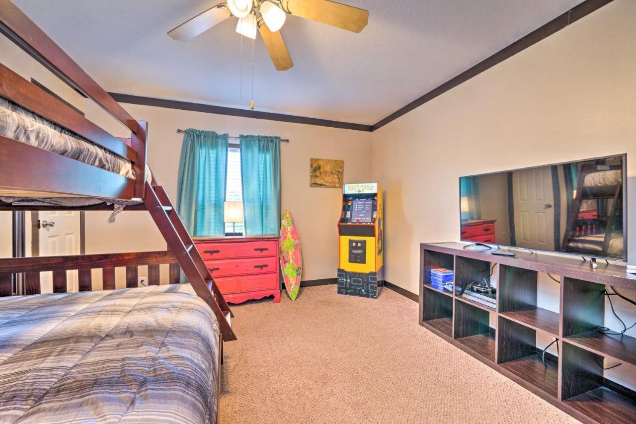 Pet-Friendly Home With Pool In Broken Bow! Exterior foto