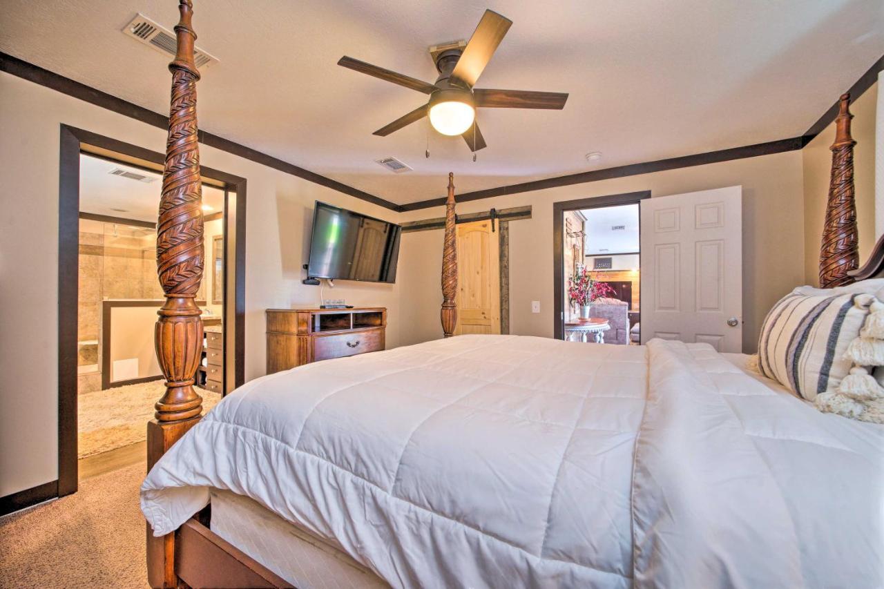 Pet-Friendly Home With Pool In Broken Bow! Exterior foto