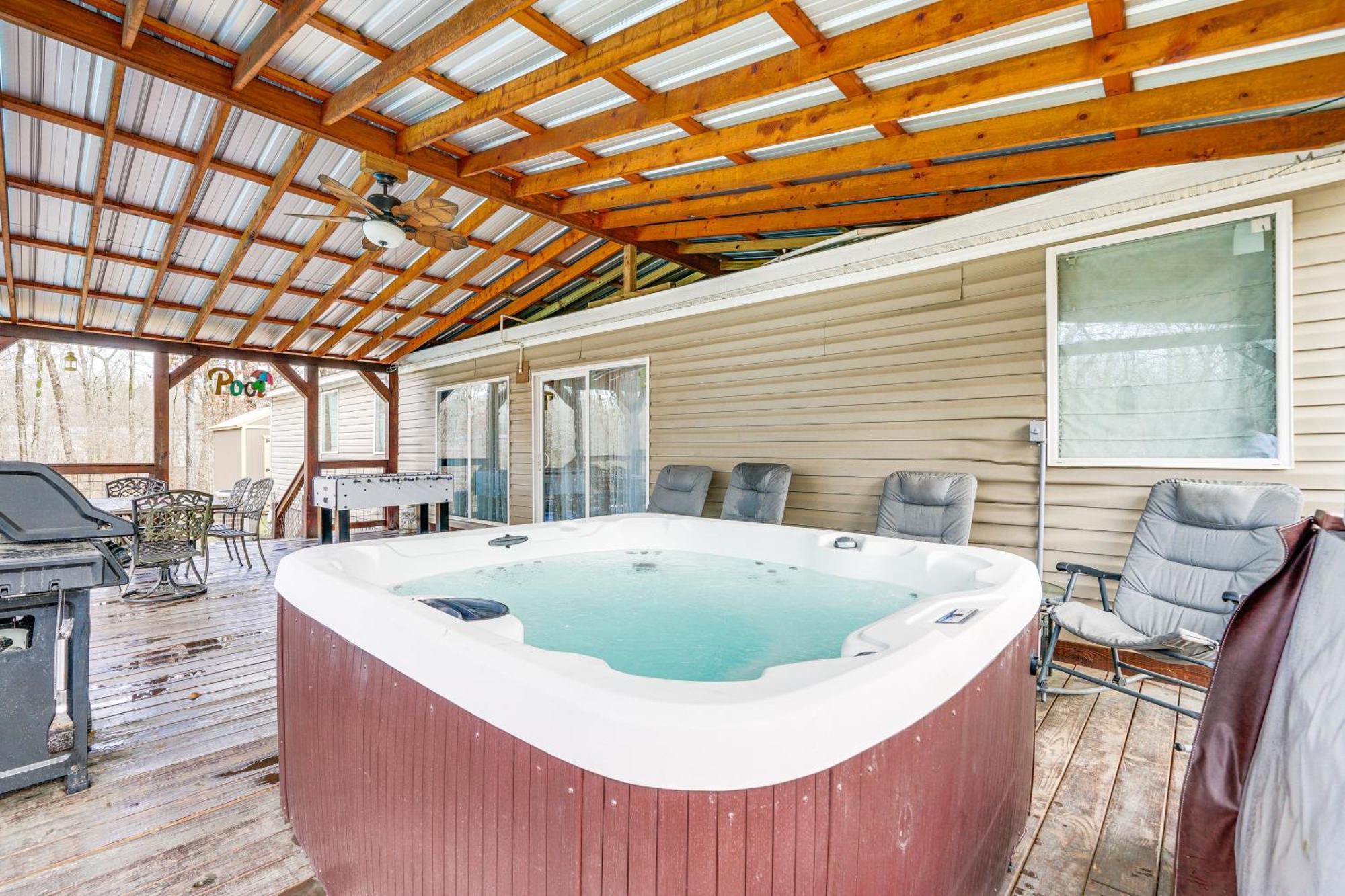 Pet-Friendly Home With Pool In Broken Bow! Exterior foto
