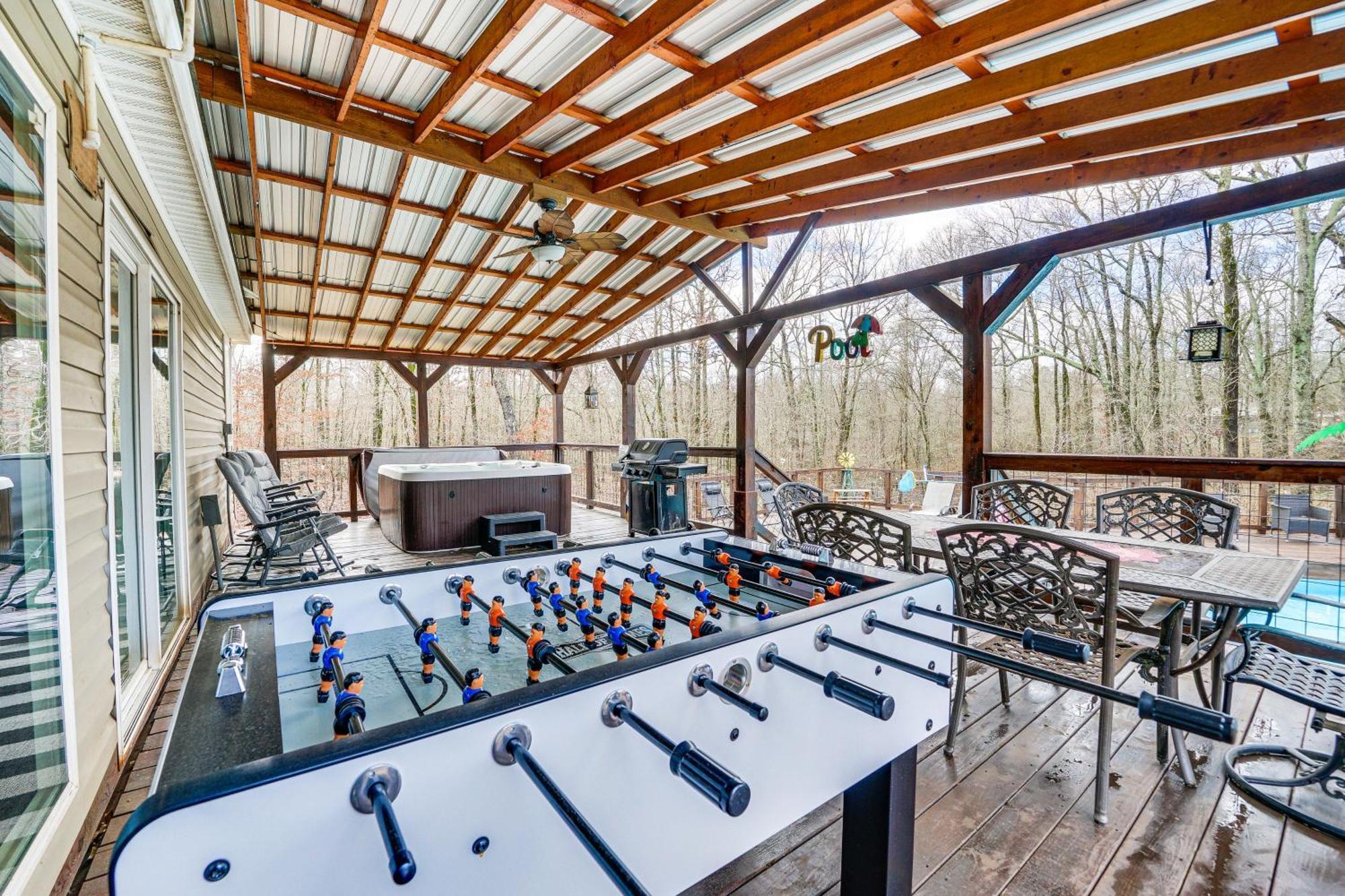 Pet-Friendly Home With Pool In Broken Bow! Exterior foto